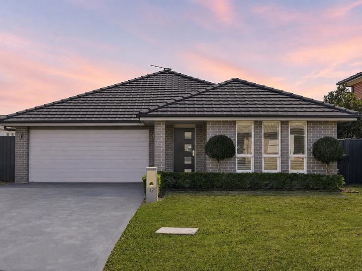 17 Clissold Street, Elderslie NSW 2570