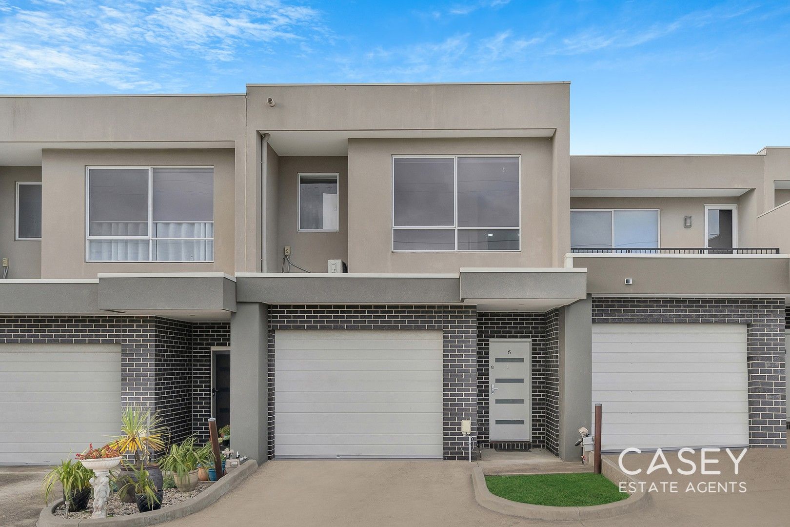 6/14-15 Hazelmere Avenue, Cranbourne West VIC 3977, Image 0