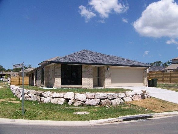 5 bedrooms House in 9 Doulton Street CALAMVALE QLD, 4116