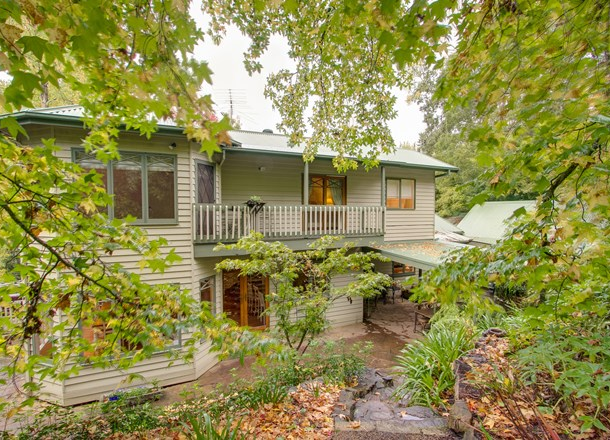 36 Lakeside Drive, Emerald VIC 3782