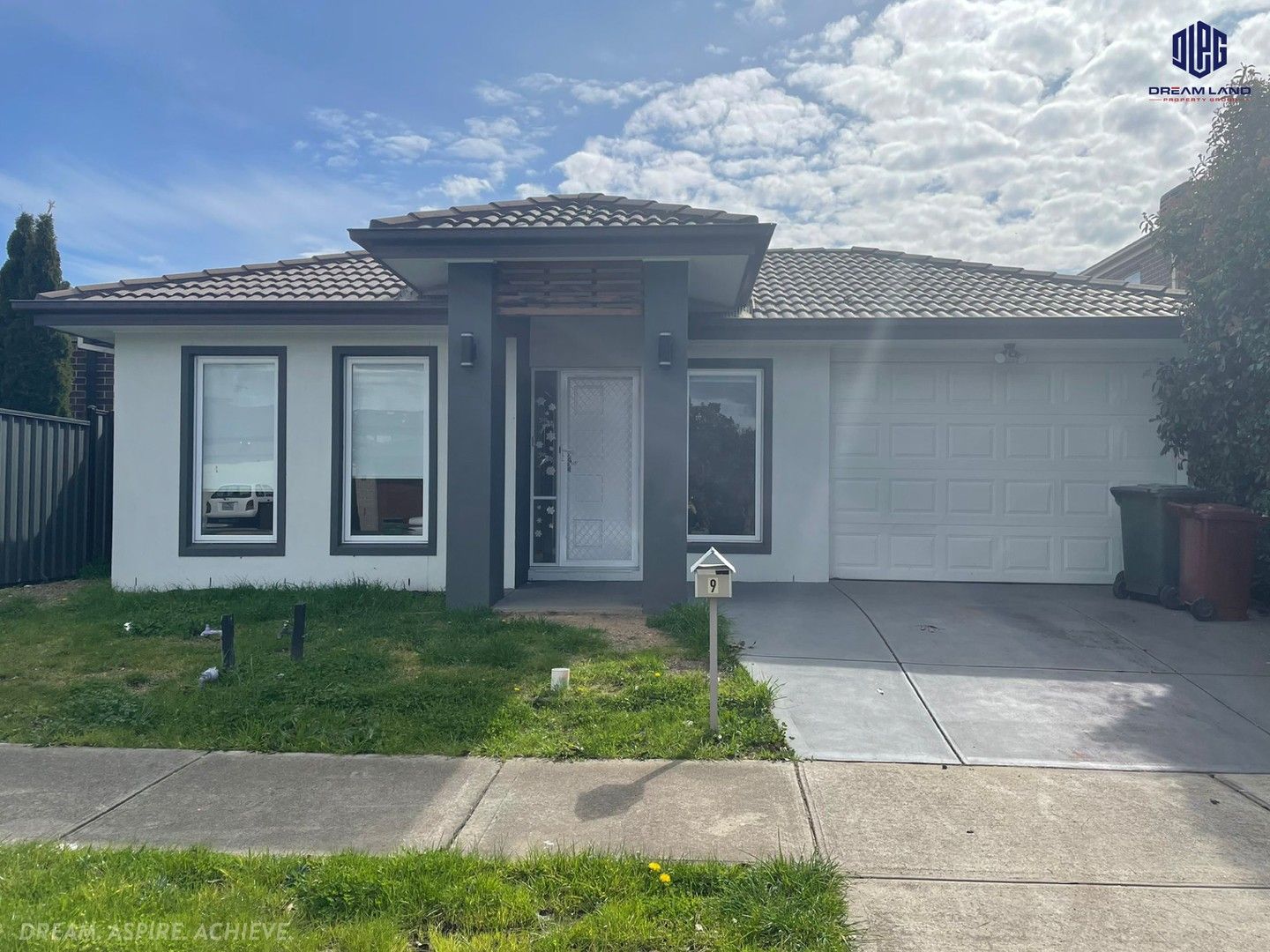 4 bedrooms House in 9 Clayton Road CRAIGIEBURN VIC, 3064