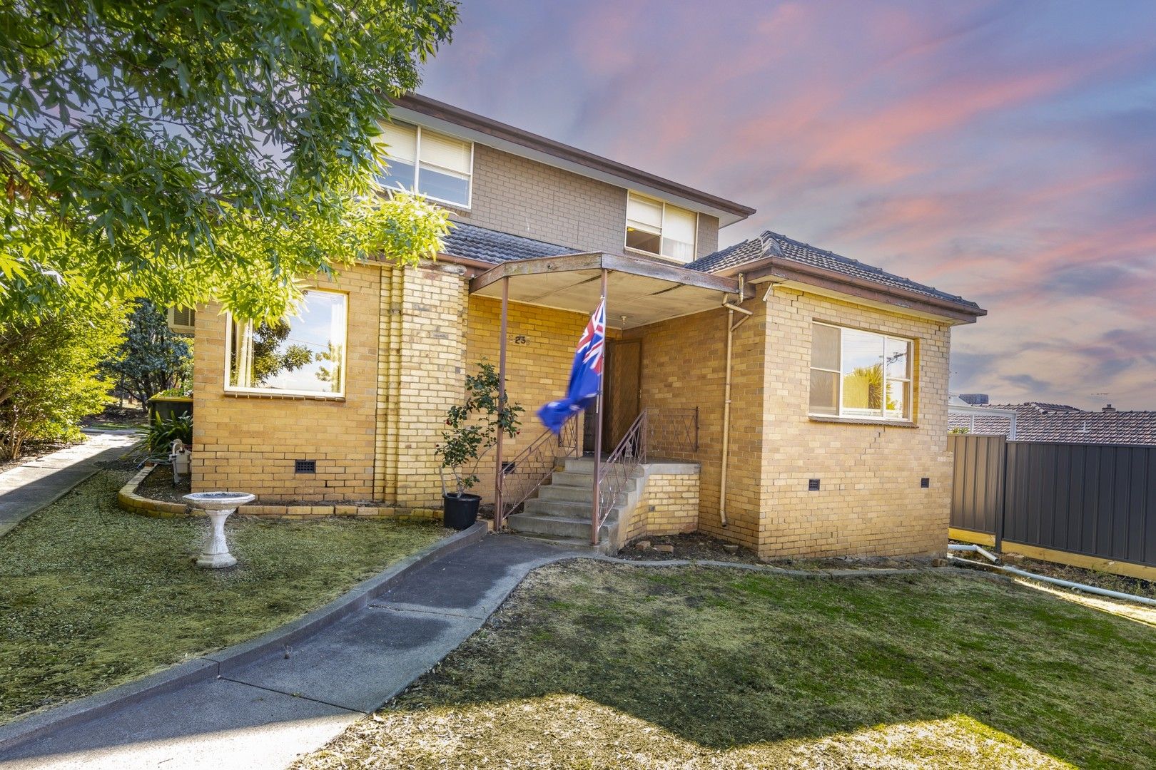 23 Fenacre Street, Strathmore VIC 3041, Image 0