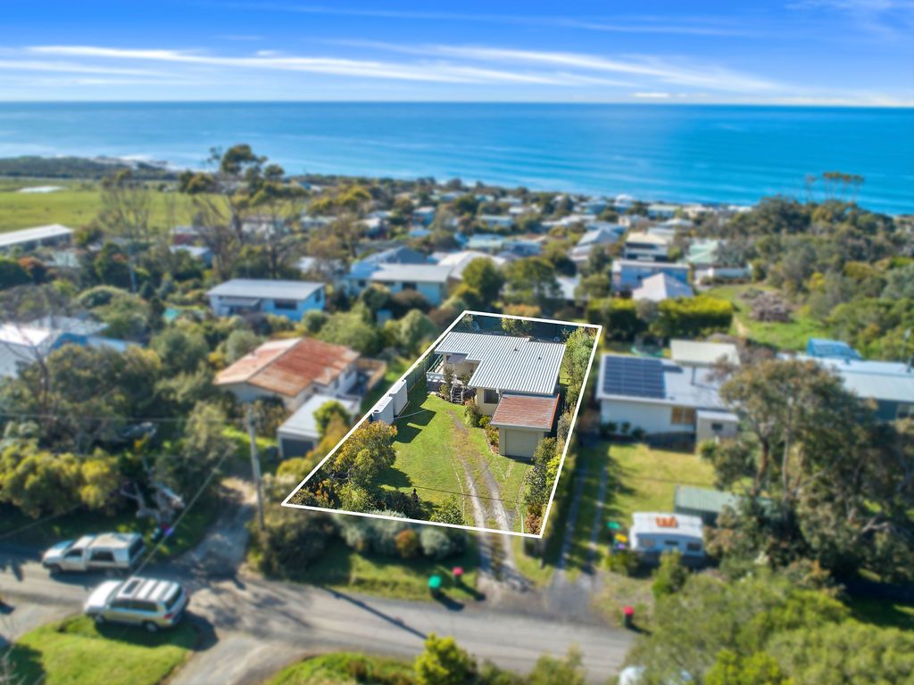 9 Point Avenue, Skenes Creek VIC 3233, Image 1