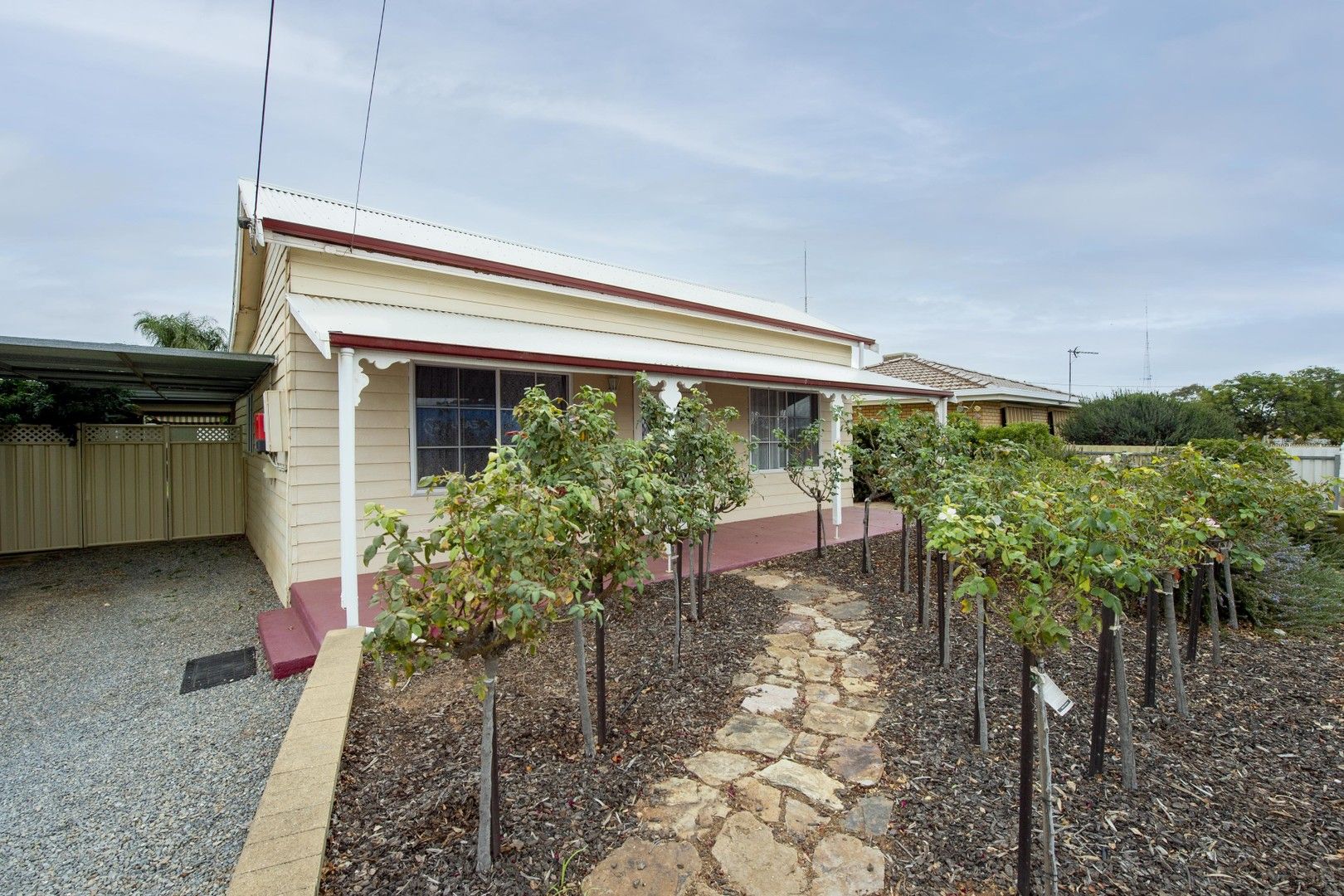 4 bedrooms House in 10 Degenhardt Street PORT PIRIE SA, 5540