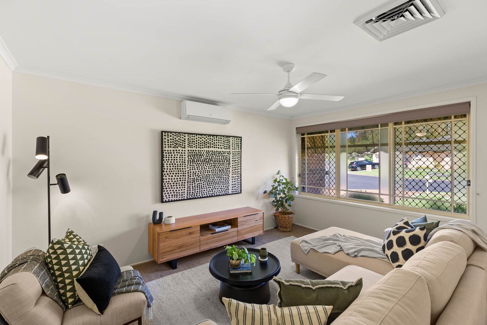 17 Courtney Close, Wallsend NSW 2287, Image 1