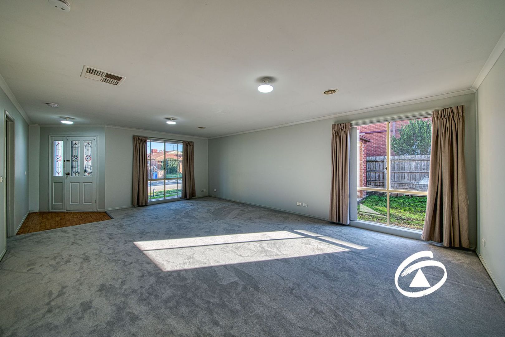 10 Tralee Circuit, Narre Warren VIC 3805 House For Rent Domain