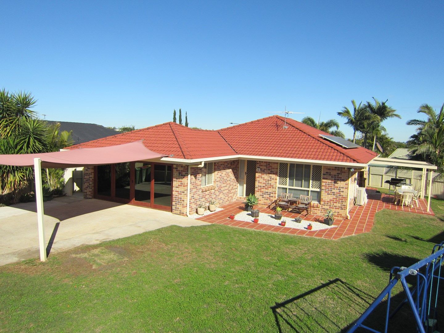 10 Crosby Crescent, Raceview QLD 4305, Image 0