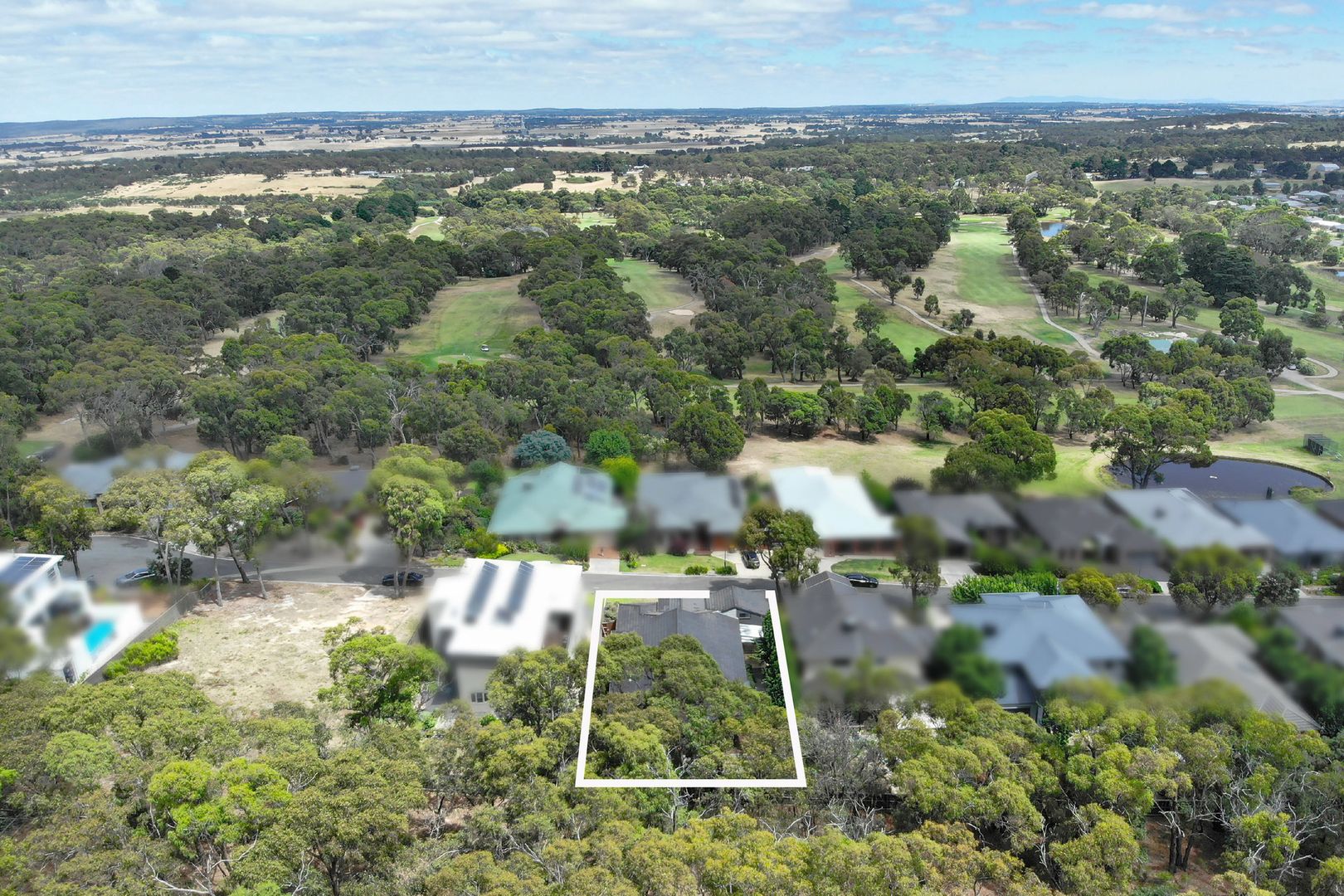 6 Club House Close, Buninyong VIC 3357, Image 1