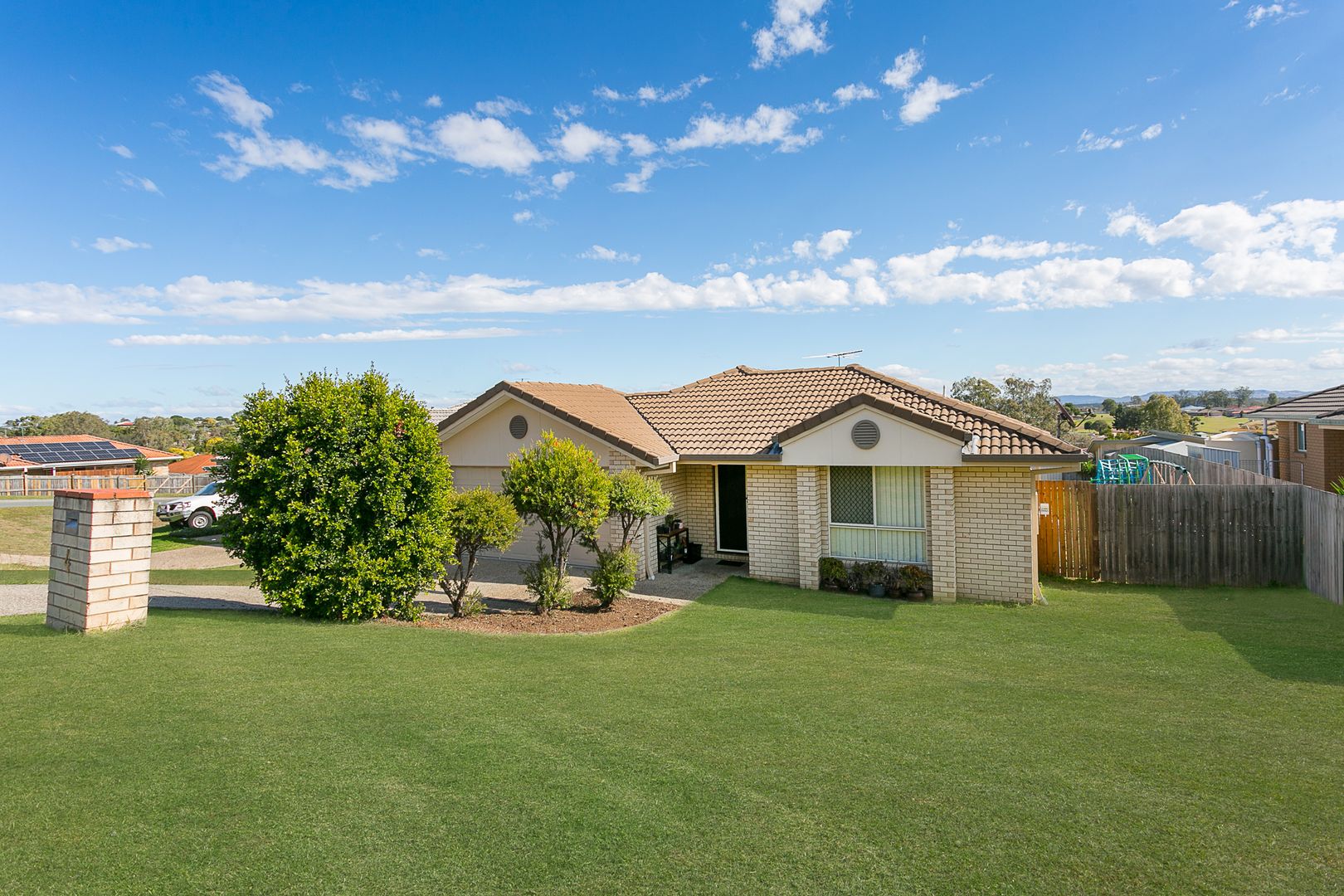 4 Benjamin Court, Yamanto QLD 4305, Image 1