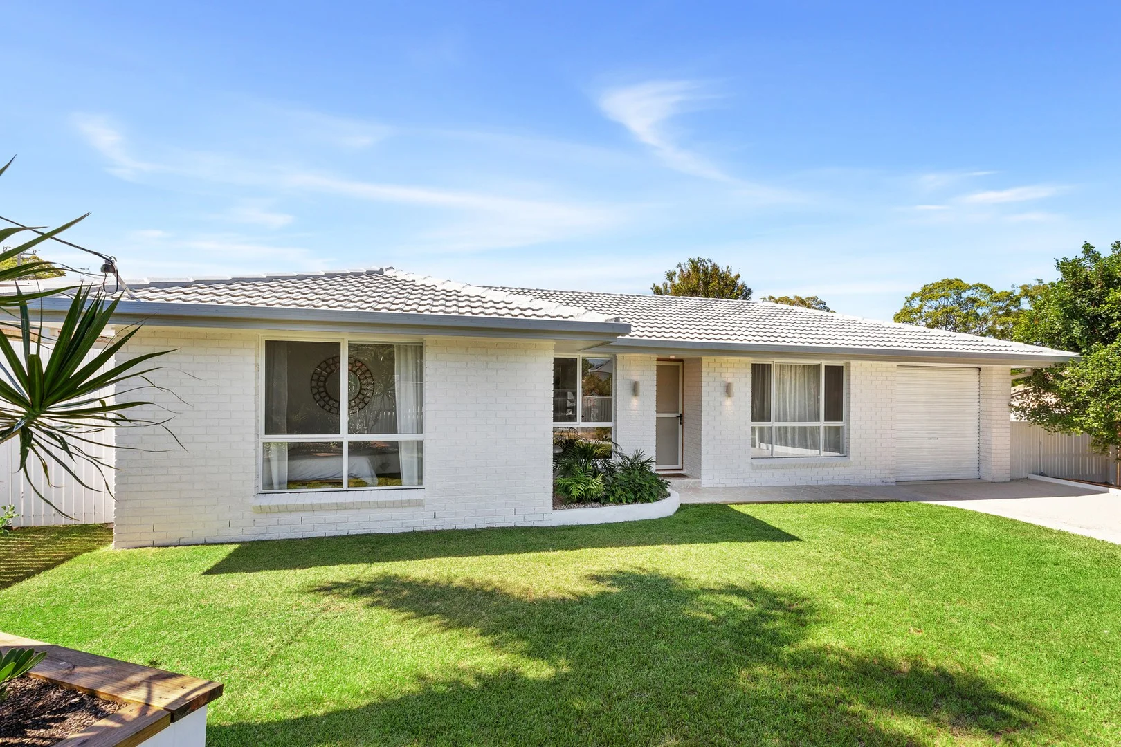 6 Roberts Street, Wellington Point QLD 4160