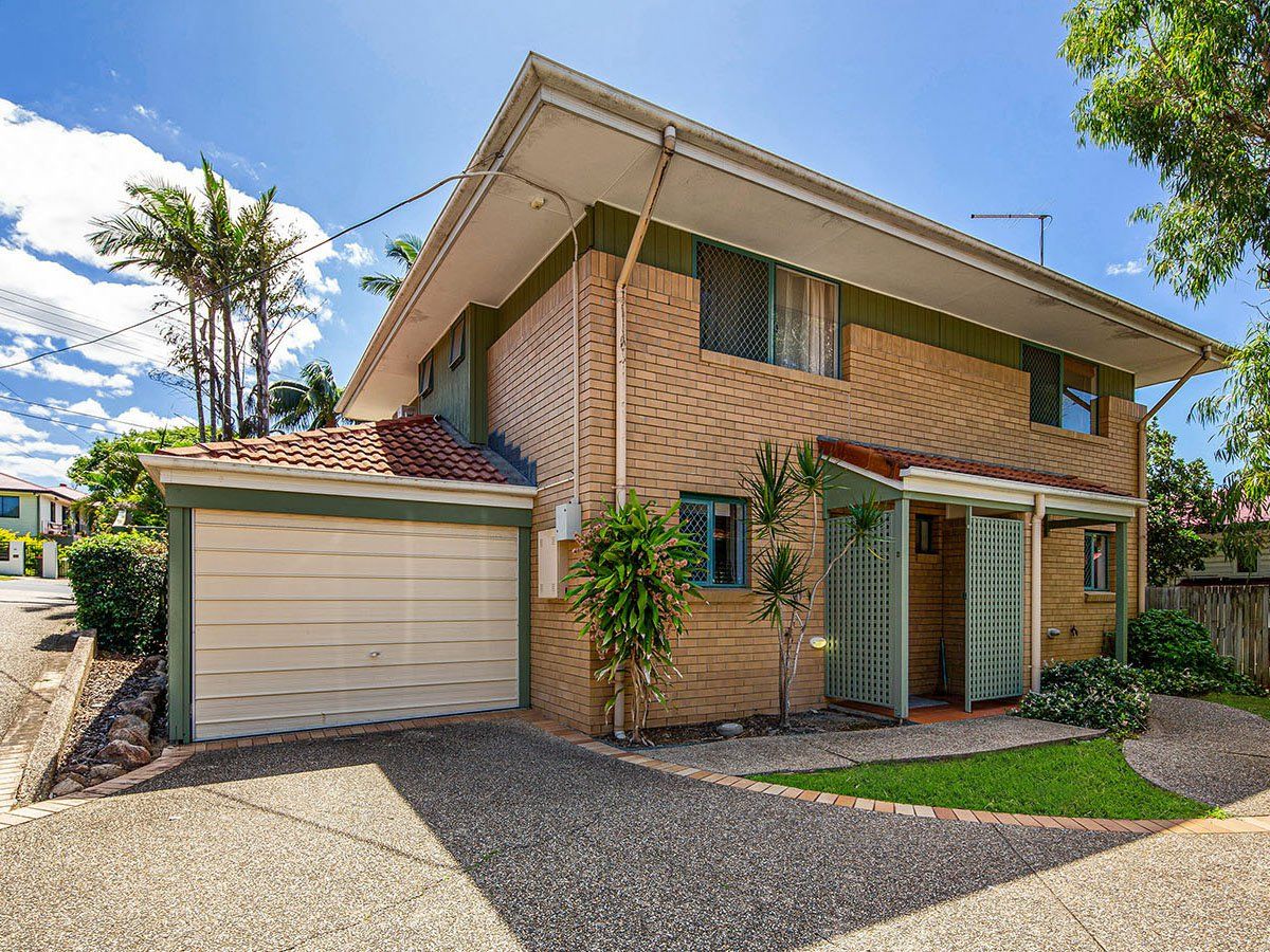2 bedrooms Townhouse in 2/129 Hamilton Road MOOROOKA QLD, 4105