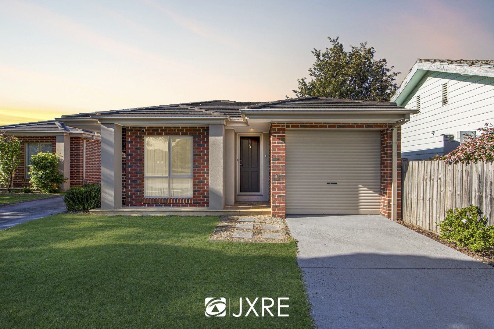 3 bedrooms Apartment / Unit / Flat in 4/1805 Dandenong Road OAKLEIGH EAST VIC, 3166