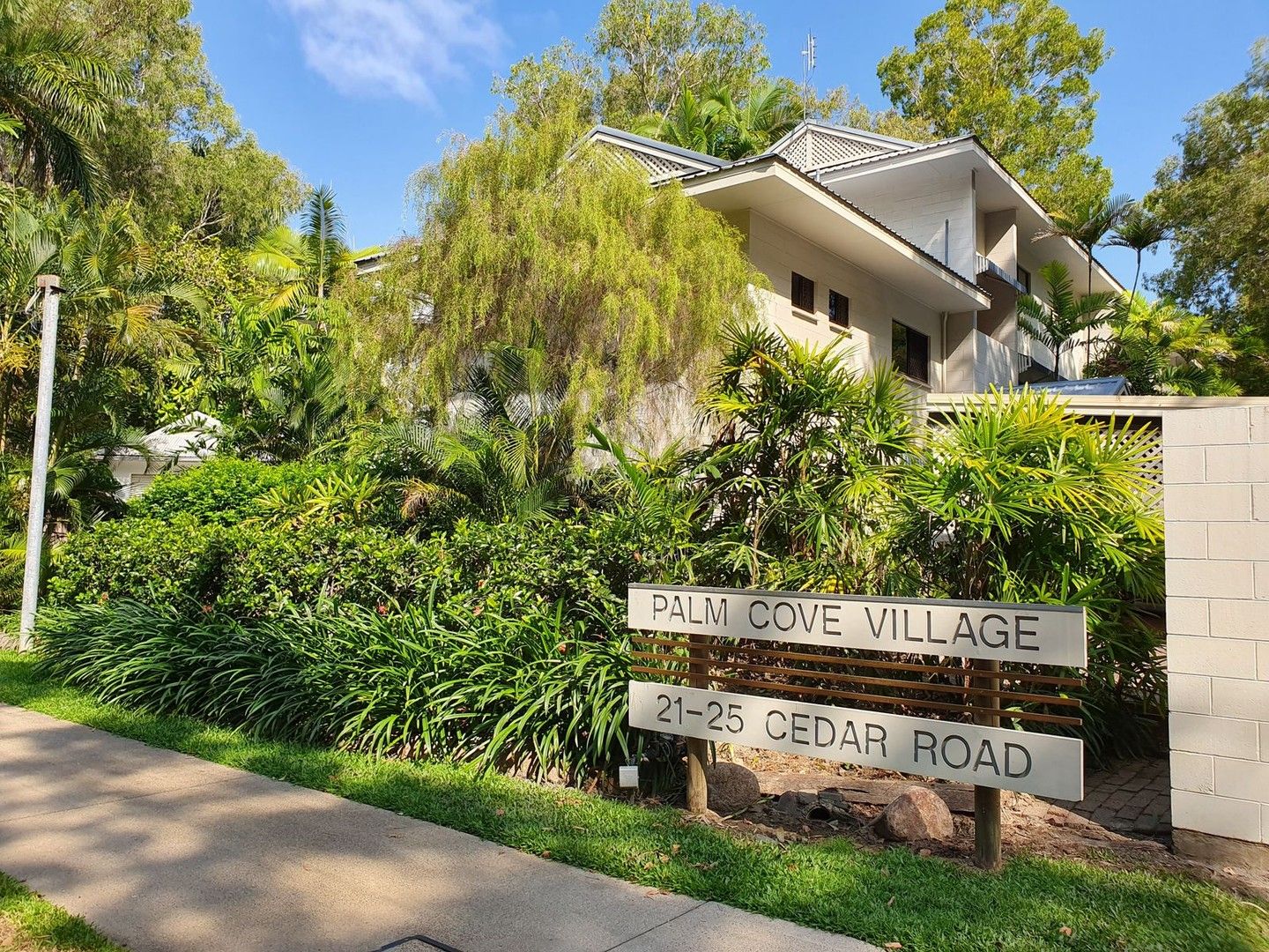1 bedrooms Apartment / Unit / Flat in 1/21-25 Cedar Close PALM COVE QLD, 4879