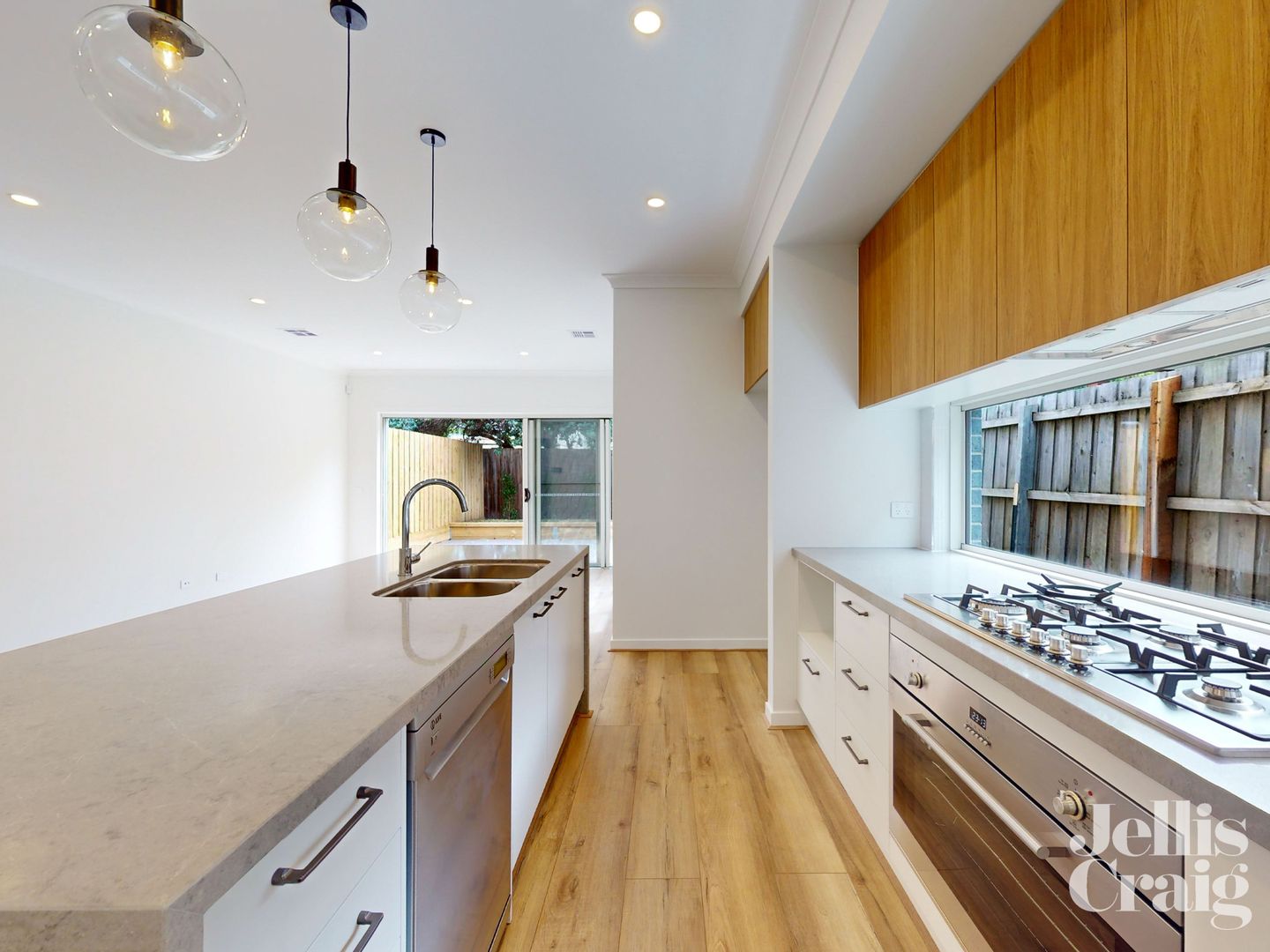 3B Cavalier Street, Bentleigh East VIC 3165 Townhouse For Rent