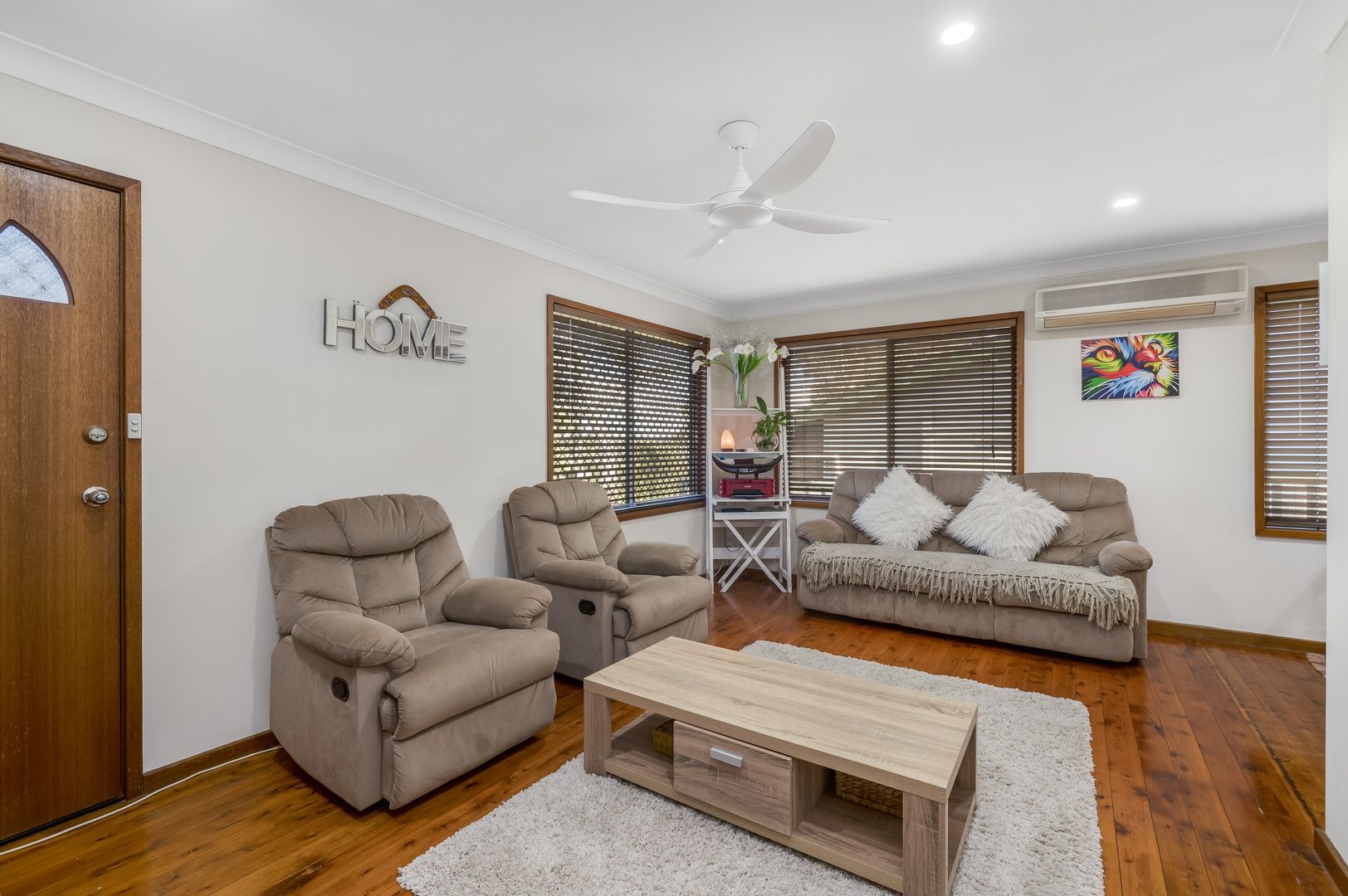 8 Purdom Close, Thornton NSW 2322, Image 1