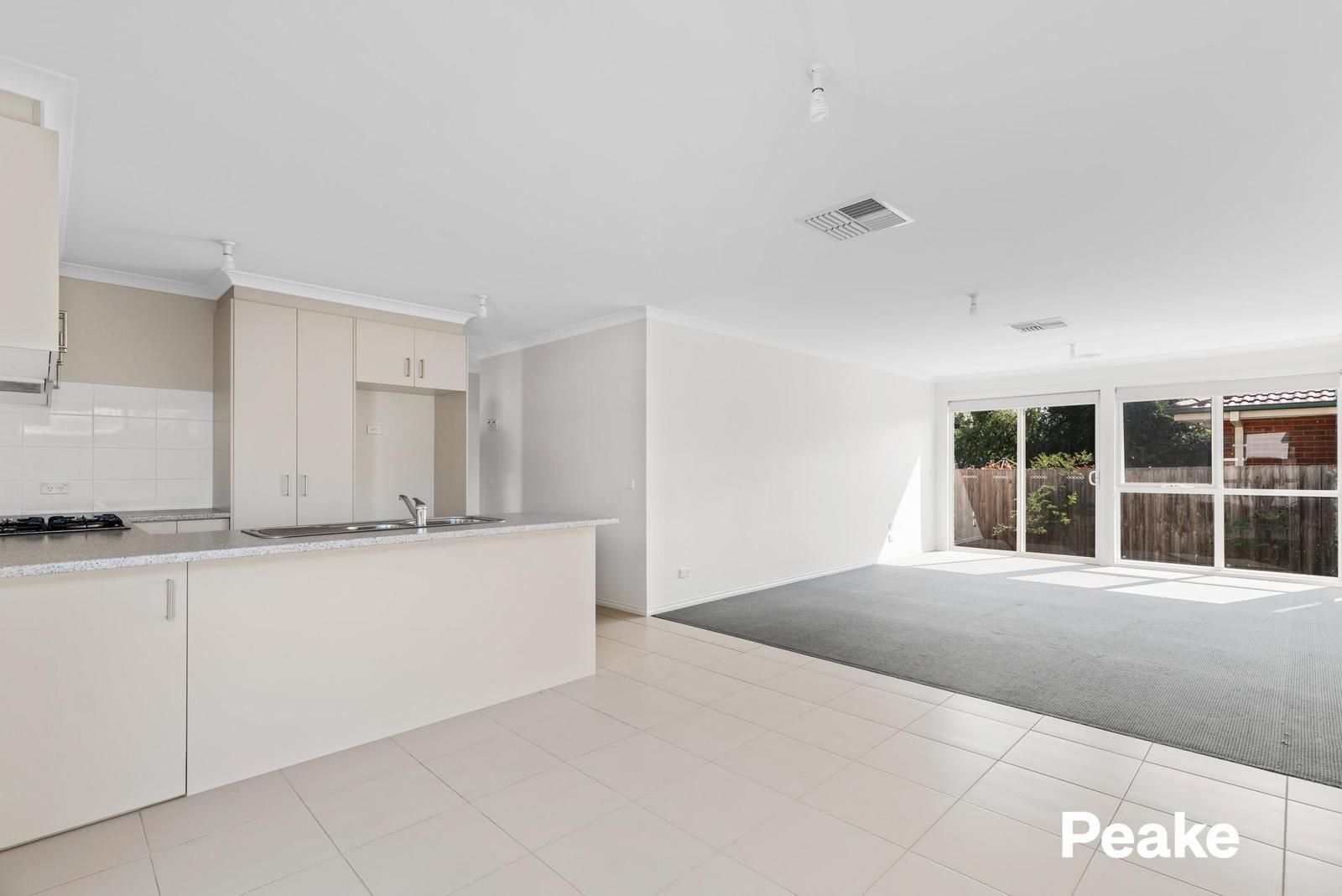 2/69 Mansfield Street, Berwick VIC 3806, Image 1