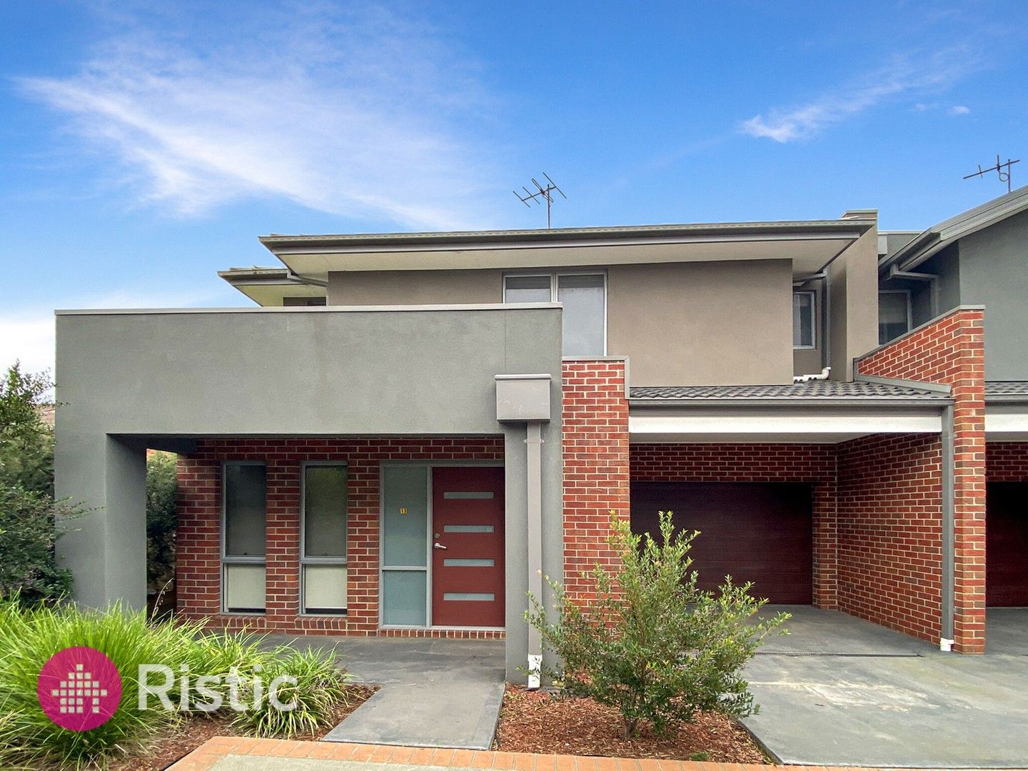 3 bedrooms Townhouse in 13/37 Gordons Road SOUTH MORANG VIC, 3752