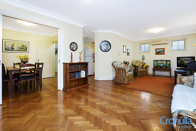 10/4 John Street, Cronulla NSW 2230, Image 2