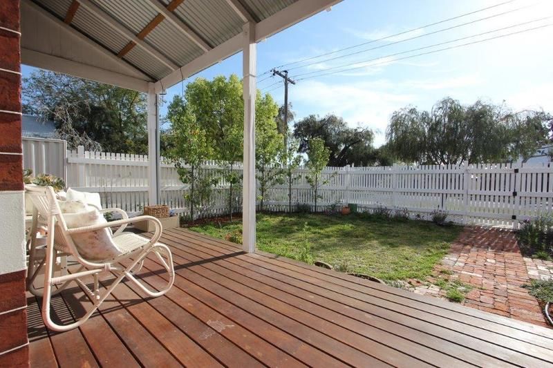 2 bedrooms House in 29 Hubert Street EAST VICTORIA PARK WA, 6101