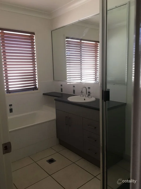 Additional image 5 of 16 Macpherson Street, Moranbah QLD 4744