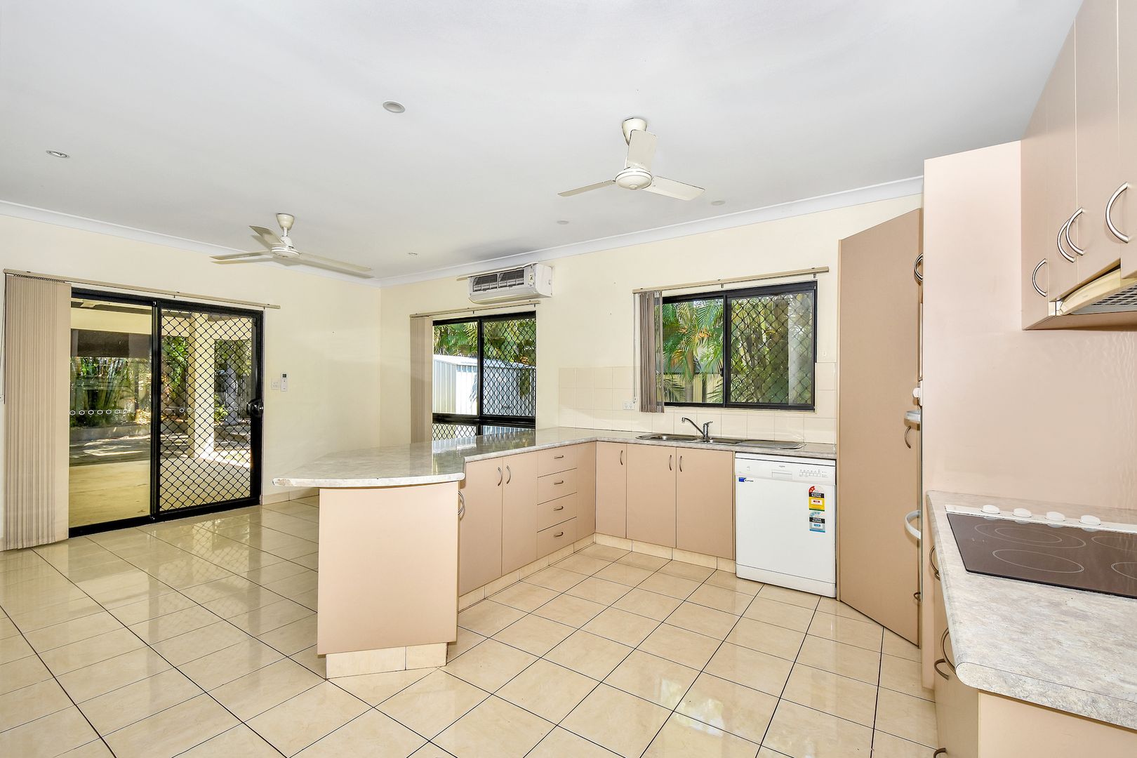 12 Odegaard Drive, Rosebery NT 0832, Image 2