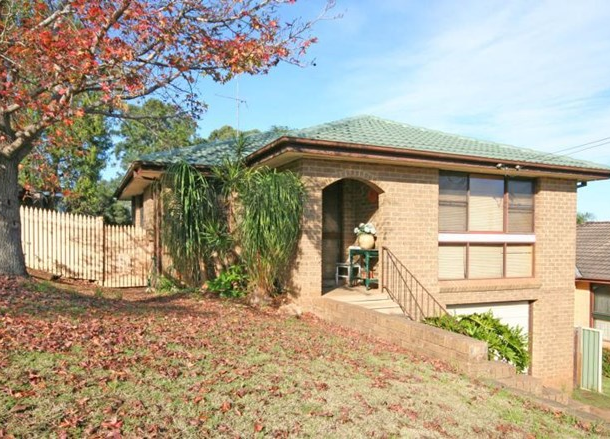 5 Cunningham Place, Camden South NSW 2570
