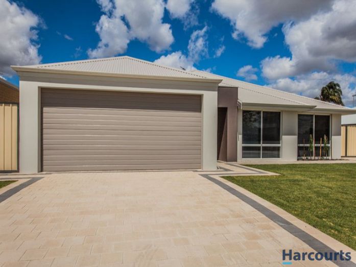 132 Shreeve Road, Canning Vale WA 6155