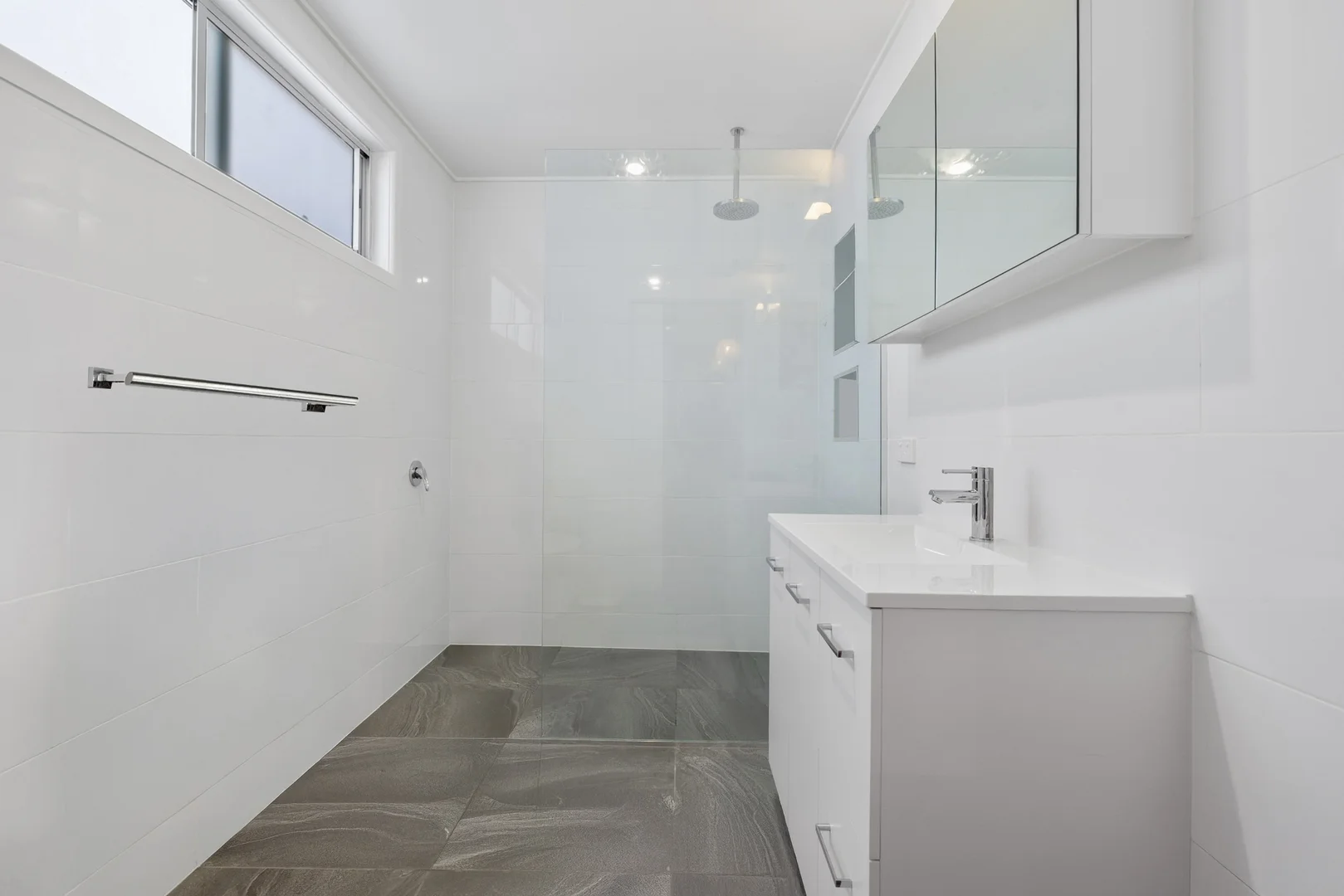 Additional image 8 of 5 Ferndale Parade, Lakes Entrance VIC 3909