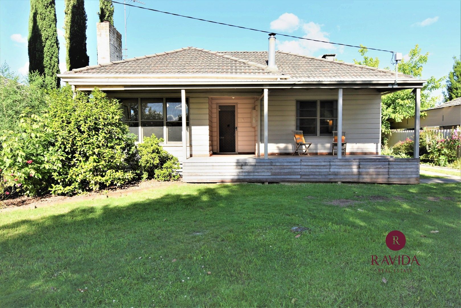 3 bedrooms House in 42 O'Donnell Avenue MYRTLEFORD VIC, 3737