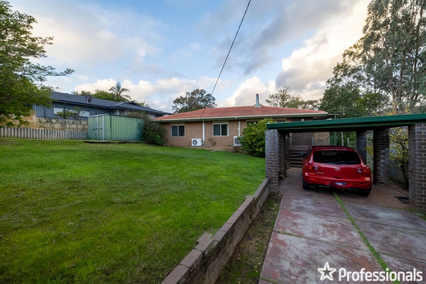 17 Carawatha Avenue, Mount Nasura WA 6112, Image 0