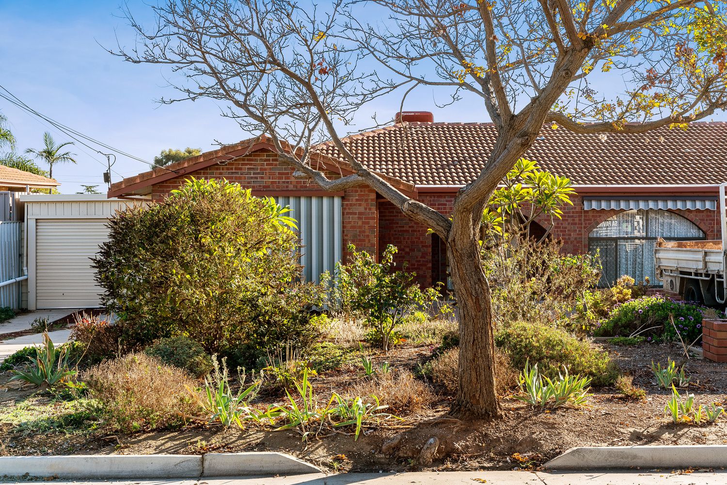 3 bedrooms House in 57 Kalina Avenue PARA VISTA SA, 5093