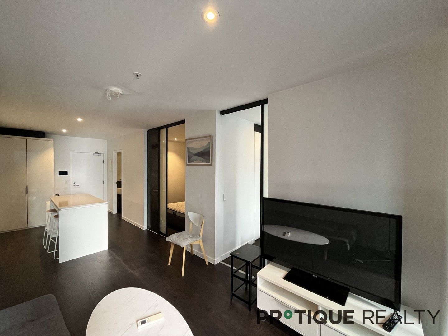 2 bedrooms Apartment / Unit / Flat in 3909A/33 Rose Lane MELBOURNE VIC, 3000