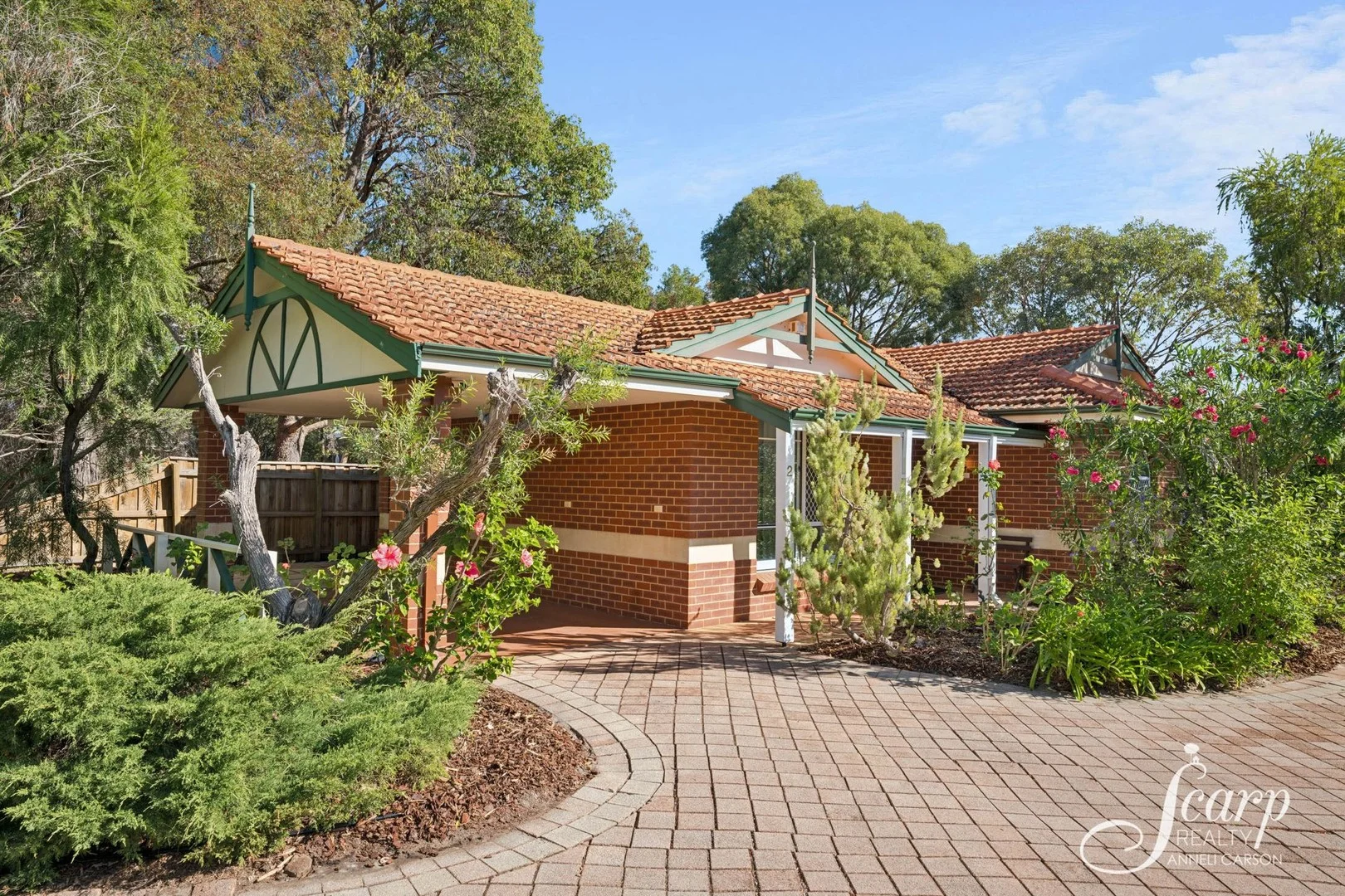 2/31 Railway Road, Kalamunda WA 6076