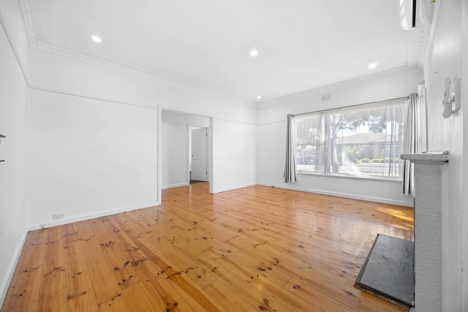 Additional image 5 of 29 Grandview Grove, Wendouree VIC 3355
