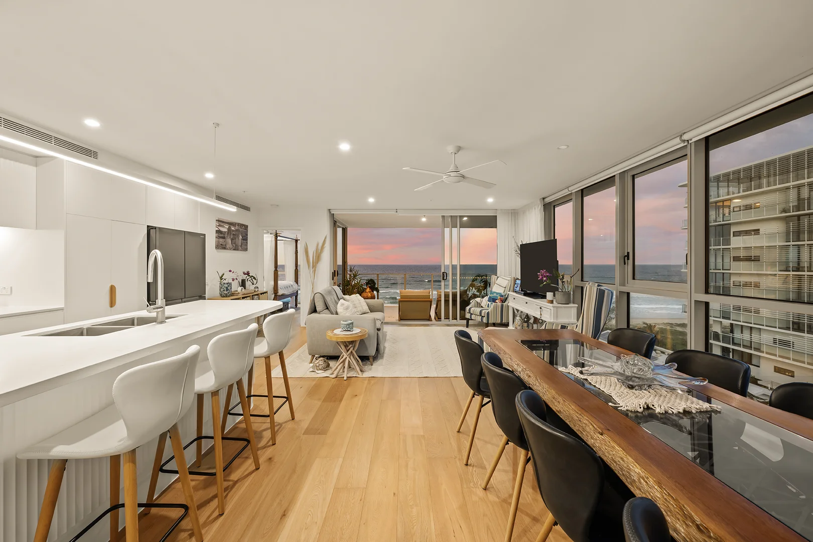 Additional image 25 of 602/4 Twenty First Avenue, Palm Beach QLD 4221