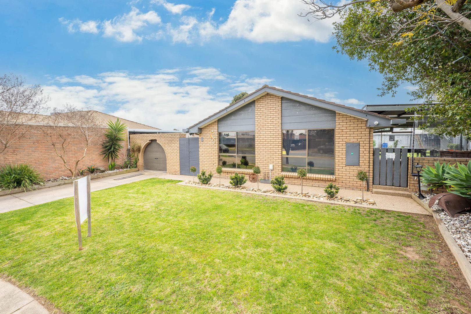 8 Davis Court Shepparton VIC 3630 Domain