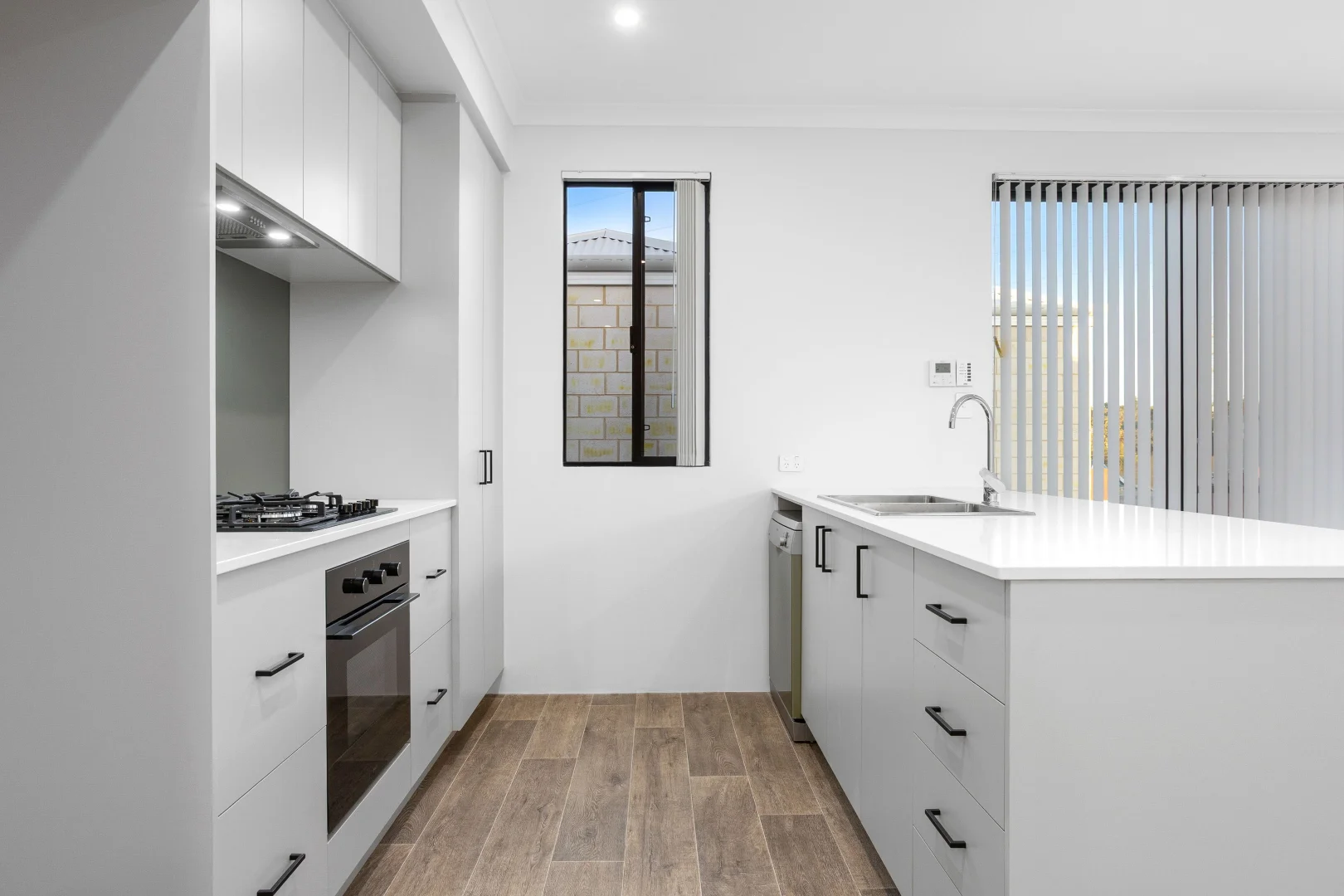 Additional image 2 of 10 Vivid Lane, Mandogalup WA 6167