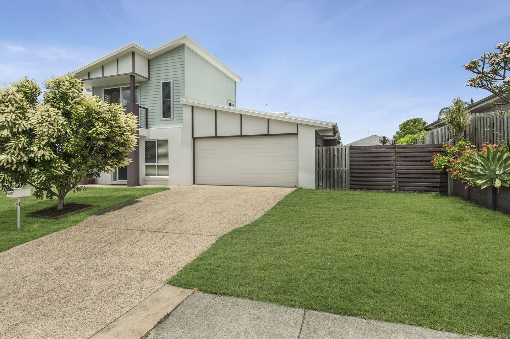 2/6 Lysterfield Rise, Upper Coomera QLD 4209, Image 2