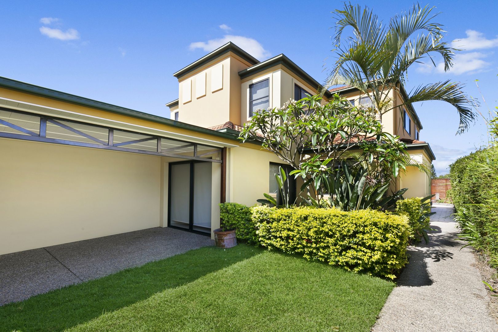 2/21 Mason Street, Southport QLD 4215, Image 1