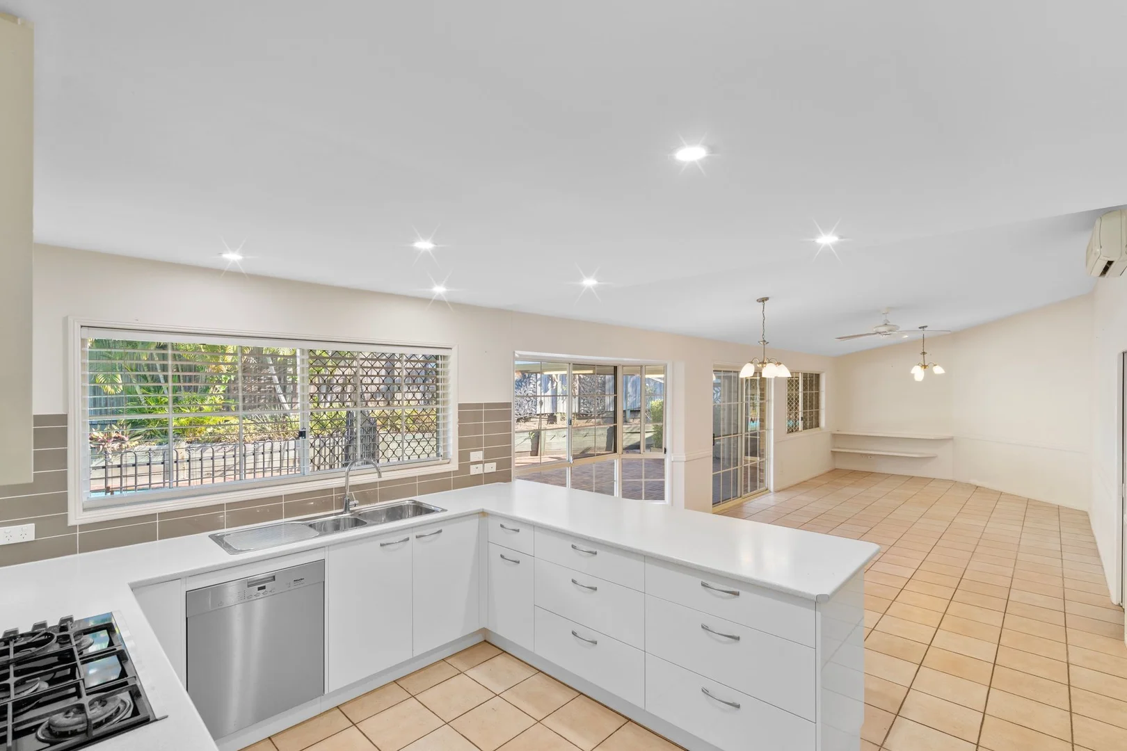 Additional image 4 of 5 Atherton Ct, Runcorn QLD 4113