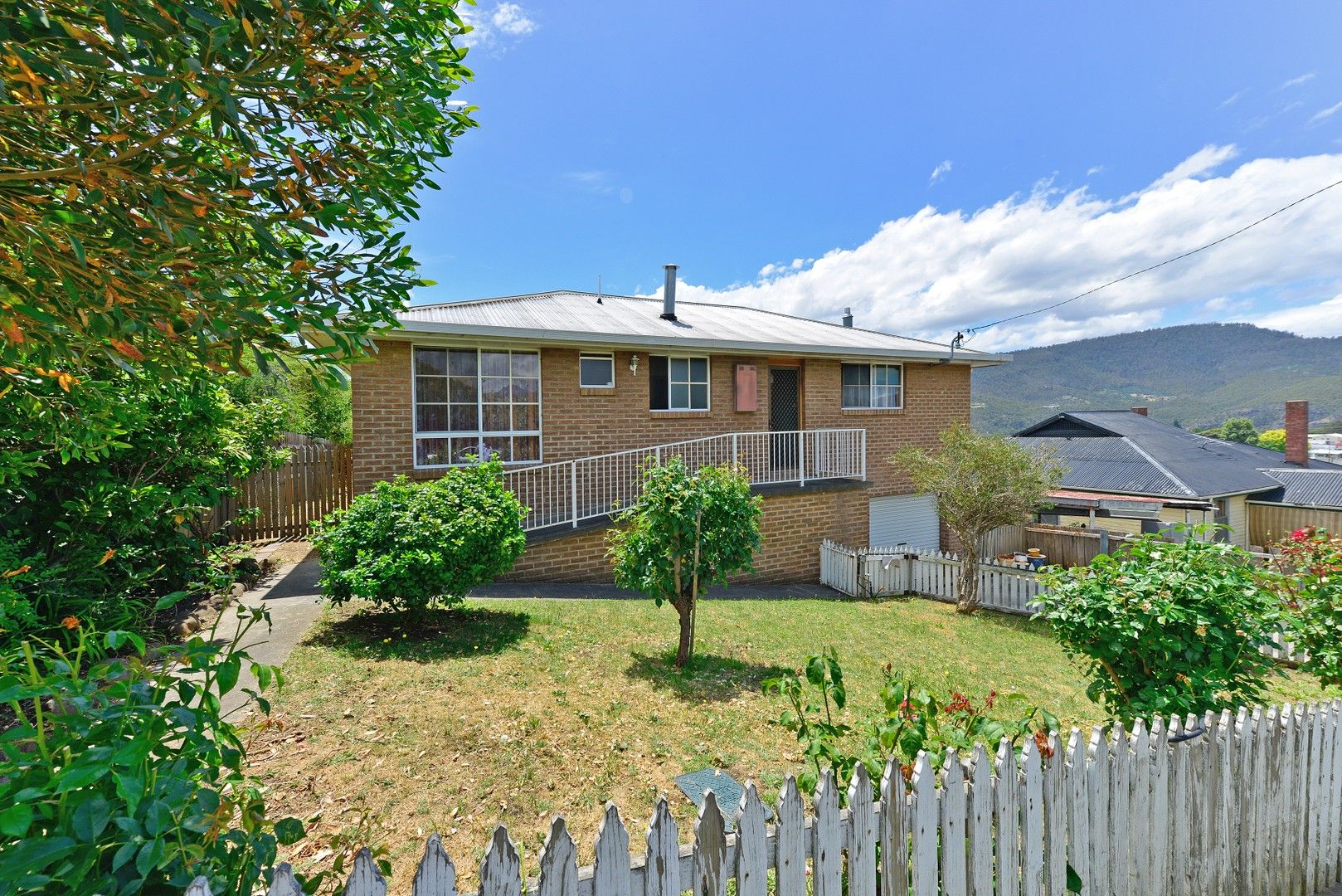 9 Gordon Avenue, New Norfolk TAS 7140, Image 0