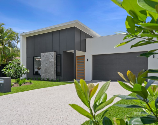 35 Sunset Drive, Noosa Heads QLD 4567