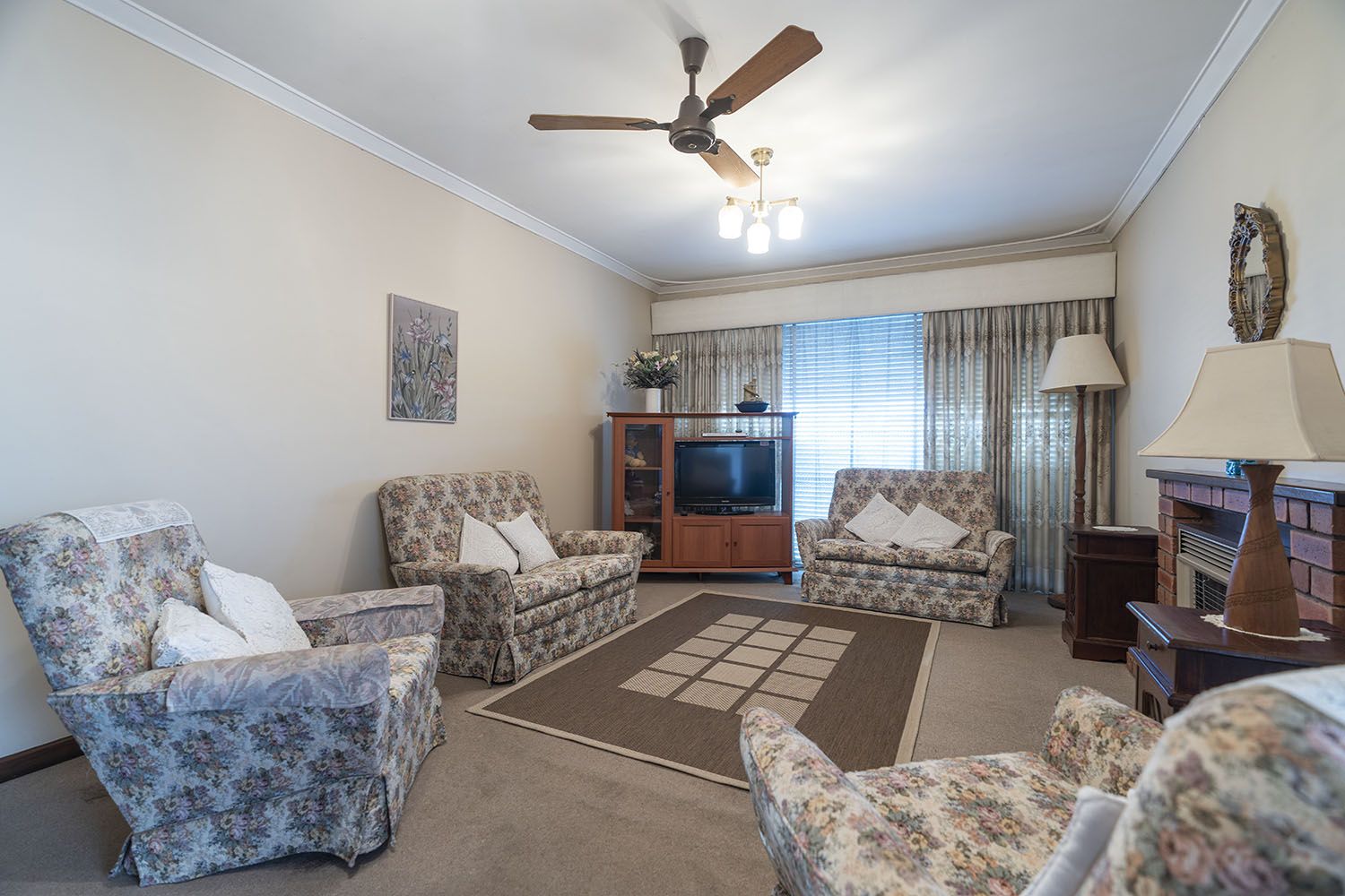 3 bedrooms House in 5 Frimley Way MORLEY WA, 6062
