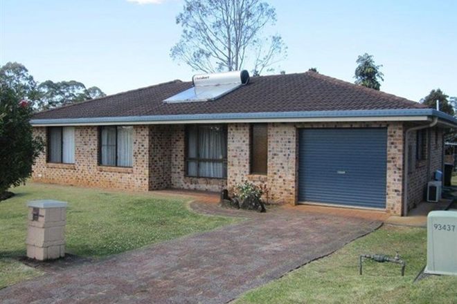 Picture of 1/2 Kerrabee Court, GOONELLABAH NSW 2480