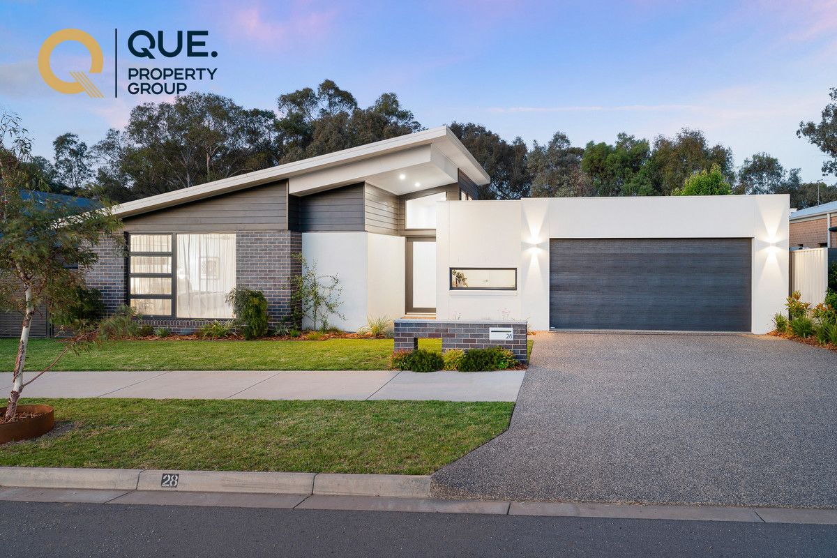 28 Woolshed Drive, Thurgoona NSW 2640