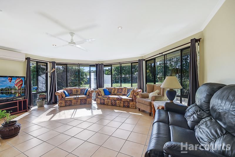 45 Wrenaus Way, Ningi QLD 4511, Image 2