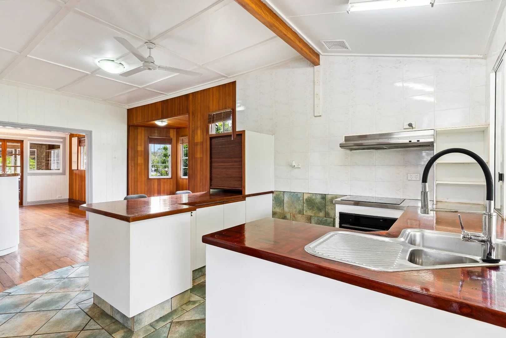 Additional image 5 of 454 Varley Street, Yorkeys Knob QLD 4878