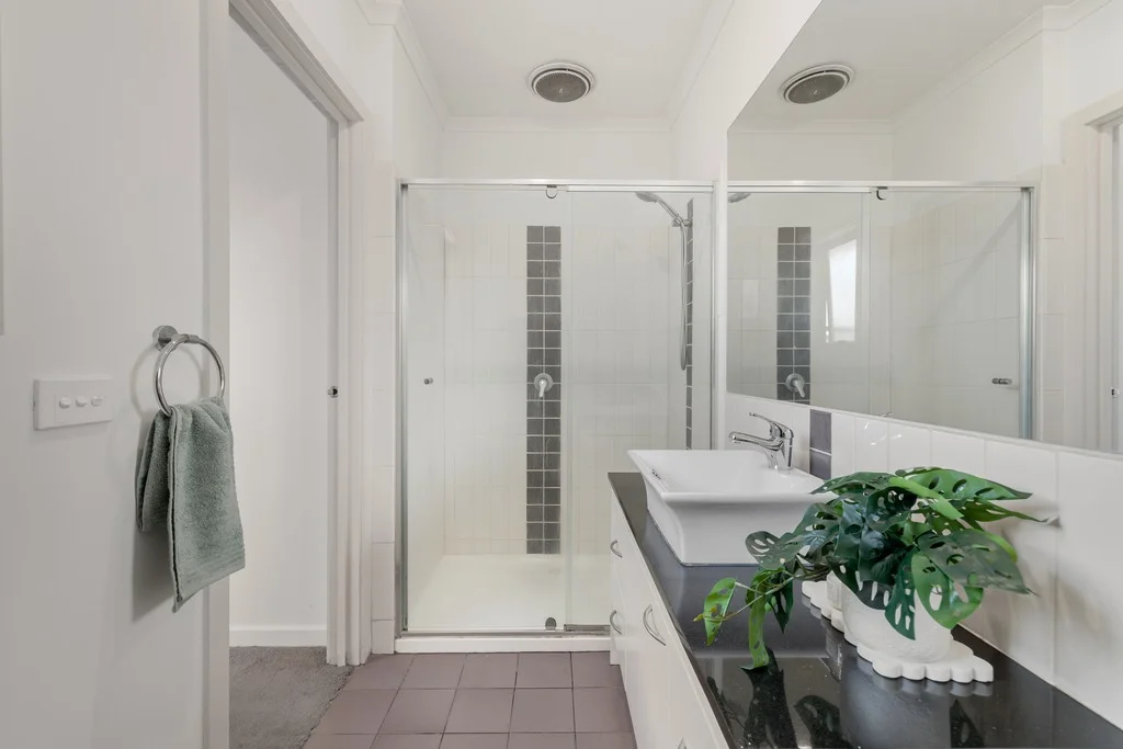 Additional image 6 of 5/40 Highclere Avenue, Mount Waverley VIC 3149