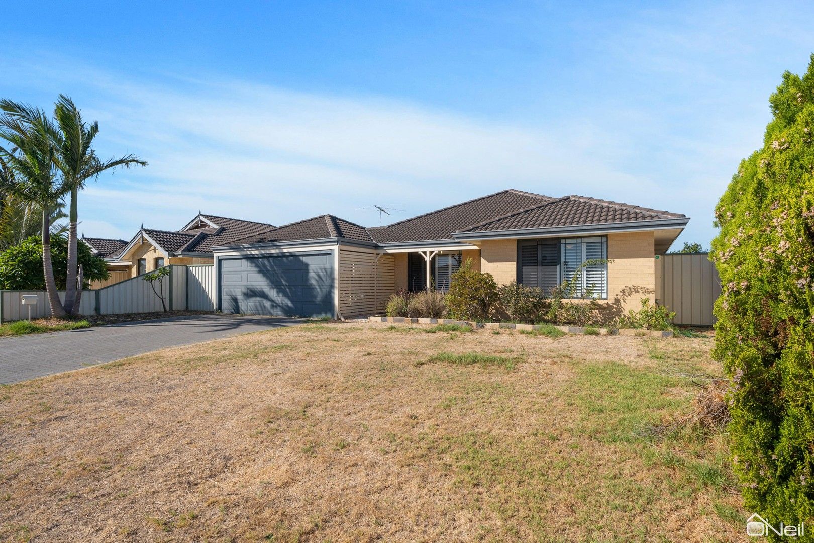 4 bedrooms House in 15 Glasgow Way SEVILLE GROVE WA, 6112