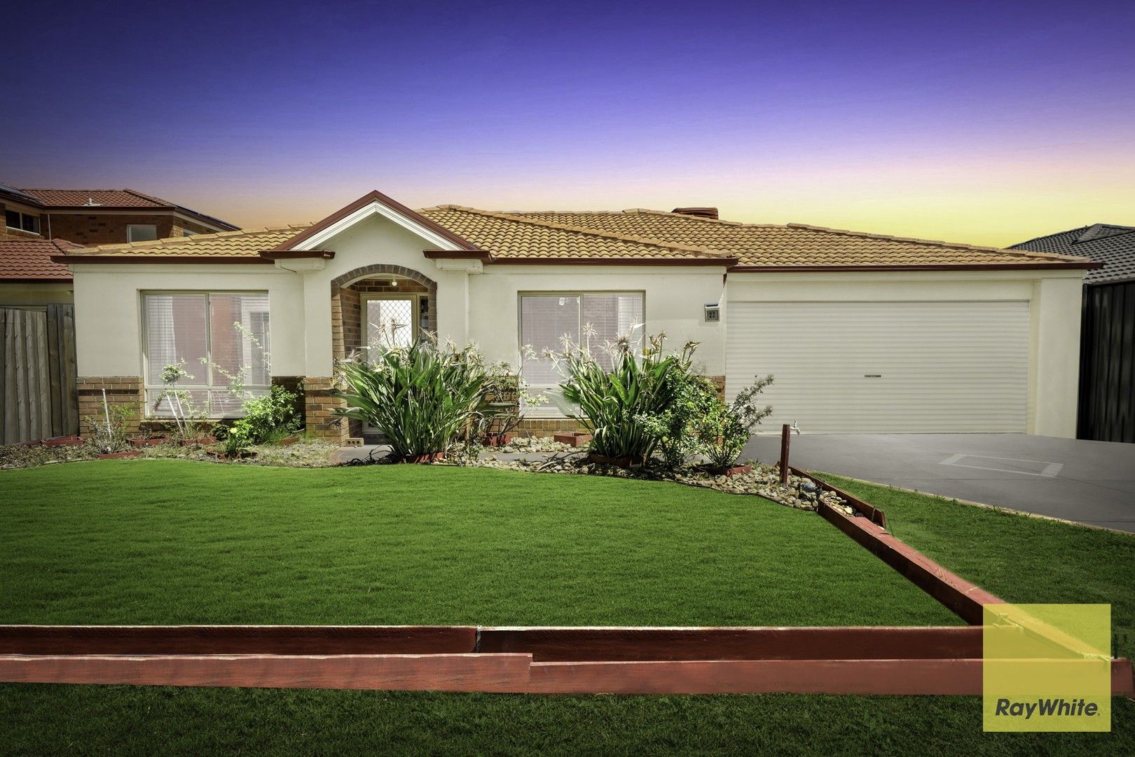 4 bedrooms House in 22 Kingsfield Way TRUGANINA VIC, 3029